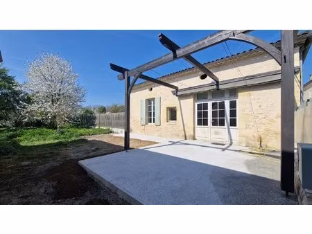 à 8 min de langon - maison en pierre rénovée avec jardin - accès toutes commoditées à...