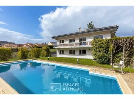 maison familiale rénovée avec piscine aux portes de metz