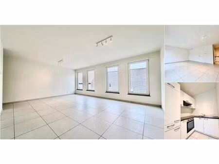 appartement à louer à quai des poissonsceaux 13/12 tournai (vbe14195)