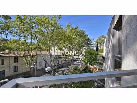 boutonnet - t2 en dernier étage avec 2 balcons et garage !