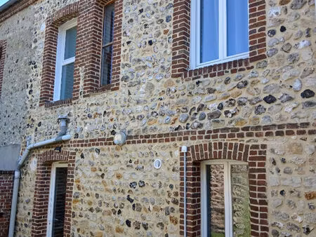 location maison 6 pièces 104m²