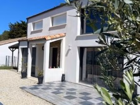 villa de 3 chambres de luxe en vente saint-jean-de-monts  pays de la loire