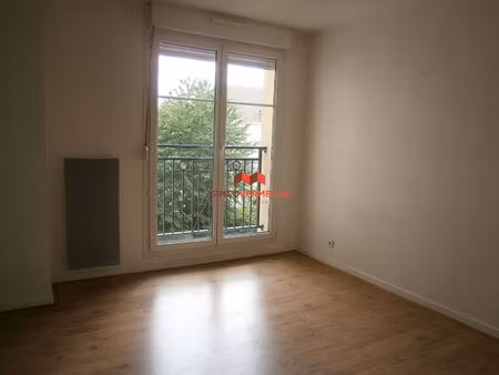 location appartement 2 pièces 33m²