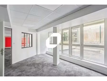 location bureaux 227 m²