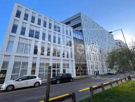 location bureaux 330 m²