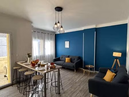 vente bureaux et commerces à avignon (84000) : à vendre / 330m² avignon