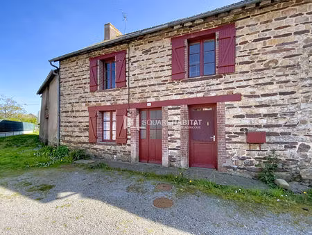 maison en pierre à rénover fort potentiel en centre-bourg
