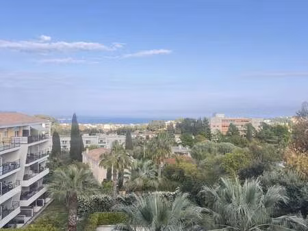 vente appartement 3 pièces bord de mer à antibes (06160) : à vendre 3 pièces bord de mer /