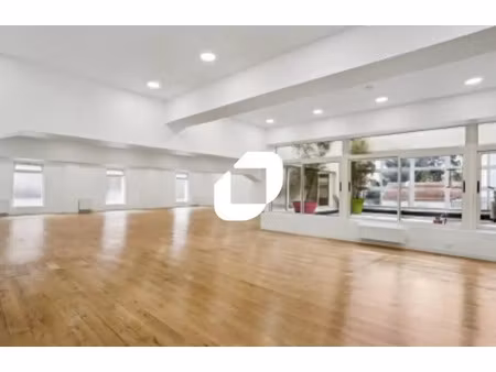 location bureaux 170 m²