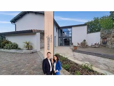 maison de caractère - 3 chambres - terrain paysagé - spa - jaccuzzi