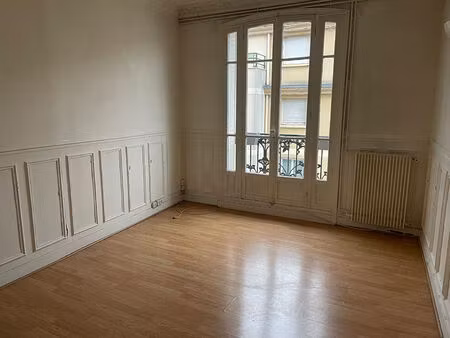 location appartement 3 pièces  52.25m²  alfortville