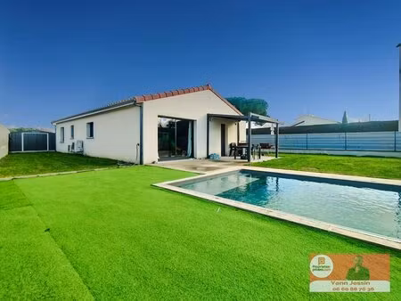 maison récente de plain-pied / 4 chambres / piscine / dpe a / 115 m² / 369 000 / saubens