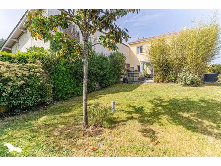 vente maison 6 pièces 133 m² à villenave-d'ornon (33140)  421 200 €