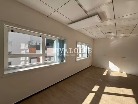 location bureaux 263 m² à 1 925 m²