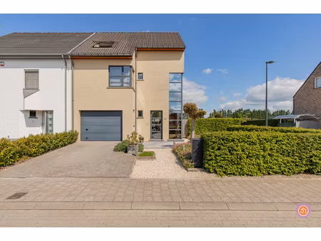 huis te koop in kapelle-op-den-bos met 4 slaapkamers