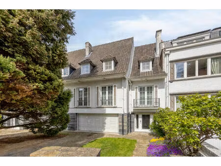 huis te koop in sint-agatha-berchem met 3 slaapkamers