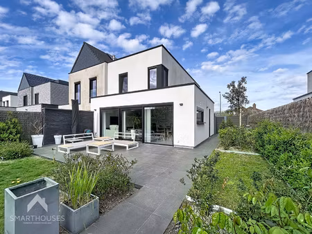 huis te koop in oostende met 3 slaapkamers