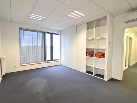 location bureau 149 m² à quimperlé (29300)