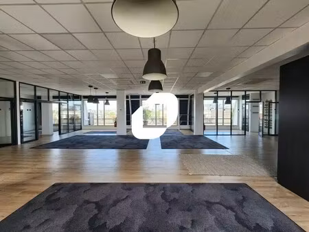 location bureaux 295 m²