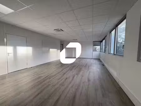 location bureaux vélizy-villacoublay 78140 25m² à 60m²