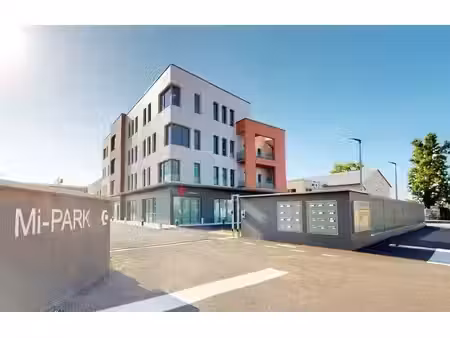 vente bureaux chassieu 69680 370m²