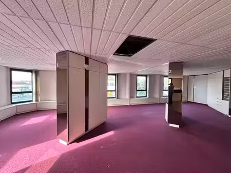 vente bureaux 702m²