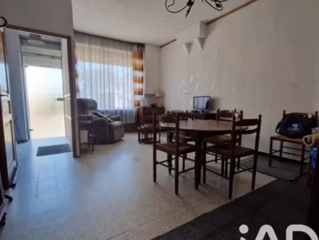 maison à beuvrages (59192)