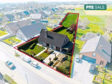 alleenstaand huis te koop op een toplocatie in poperinge