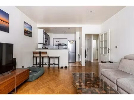 charmant 2 pièces de 40 m² au marais