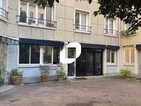 vente commerce 363 m²