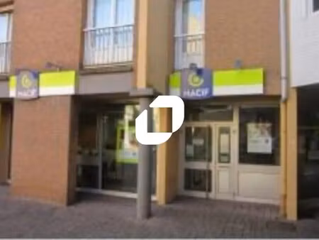 vente commerce 157 m²