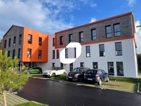 vente bureaux 118 m² à 243 m²