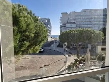 location commerce 462 m²