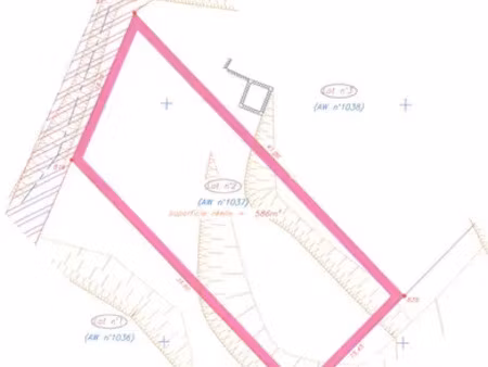 terrain à bâtir à fréjus (83600)