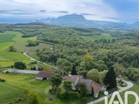 vente maison à autichamp (26400) : à vendre / 378m² autichamp