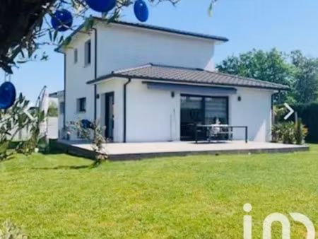 maison à ambarès-et-lagrave (33440)