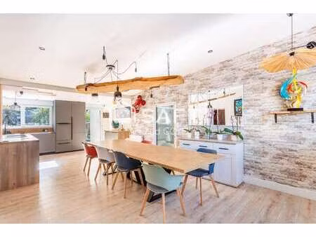 vente maison à arnage (72230) : à vendre / 216m² arnage
