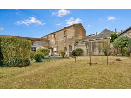 en vente maison 180 m² – 199 500 € |trémentines