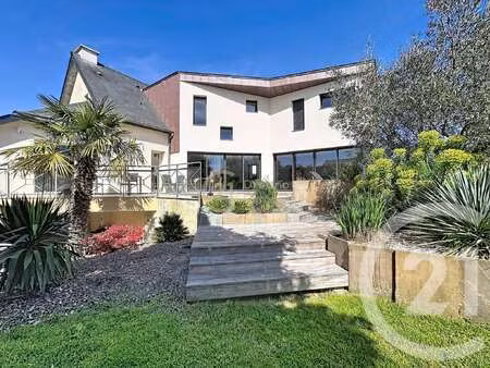 vente maison à saint-gondran (35630) : à vendre / 214m² saint-gondran