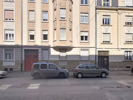 thionville f7 de 147m2 carrez (180m2 sol) duplex dans immeu