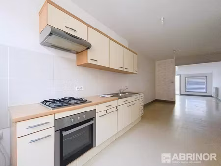 location maison 4 pièces 92 m² à tourcoing (59200)