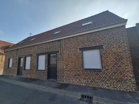 maison 3 pièces de 48 76 m²