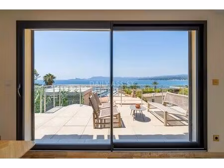 appartement de 3 pièces de luxe en location à saint-cyr-sur-mer  france