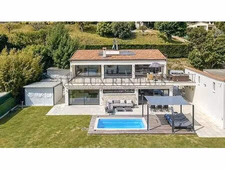 villa de 4 pièces de luxe en location antibes  france
