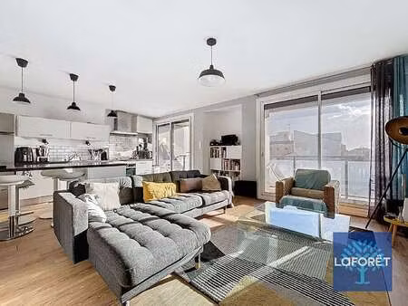 location appartement 4 pièces meublé à la roche-sur-yon (85000) : à louer 4 pièces meublé 