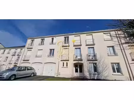 appartement de type 4 avec 3 chambres et garage