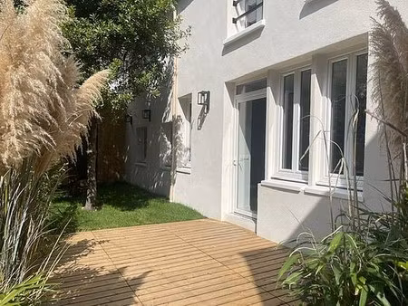 maison de luxe à louer dans le quartier bac-bécon-flachat-colombes