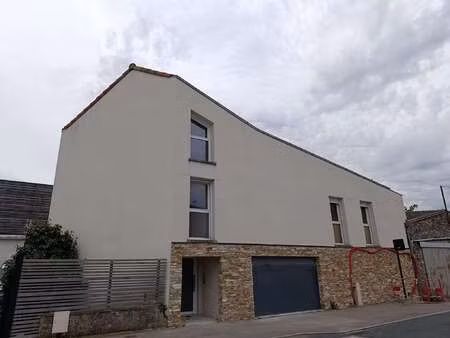 location appartement 2 pièces au landreau (44430) : à louer 2 pièces / 43m² le landreau