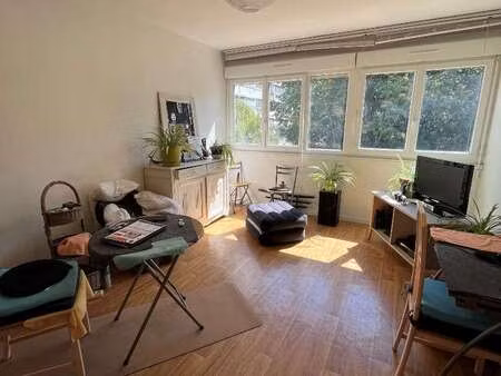 location appartement 2 pièces à saint-herblain (44800) : à louer 2 pièces / 47m² saint-her