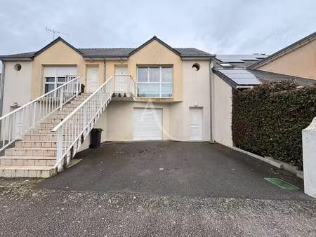 location appartement 3 pièces à segre (49500) : à louer 3 pièces / 56m² segre